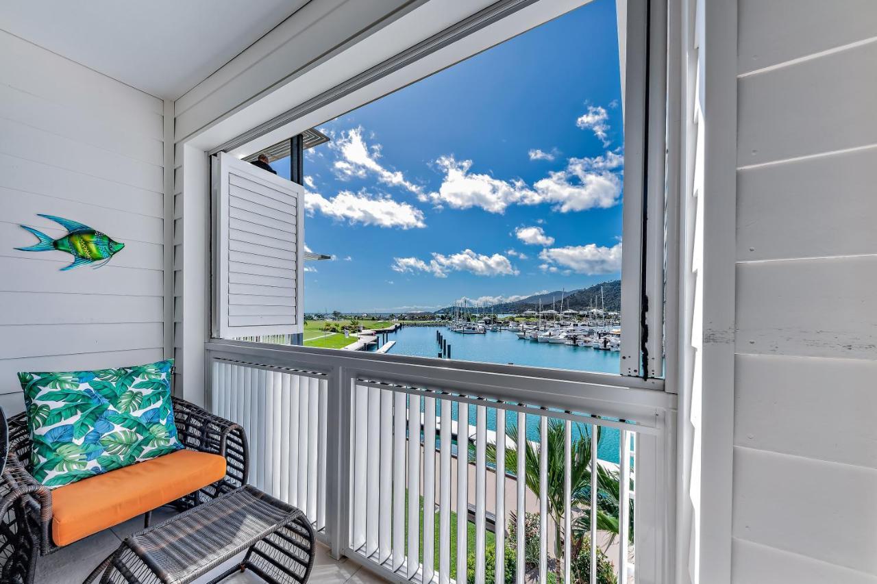 Апартаменты Seas The Day At The Marina Эйрли-Бич Экстерьер фото